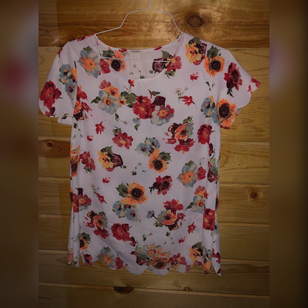 Floral top